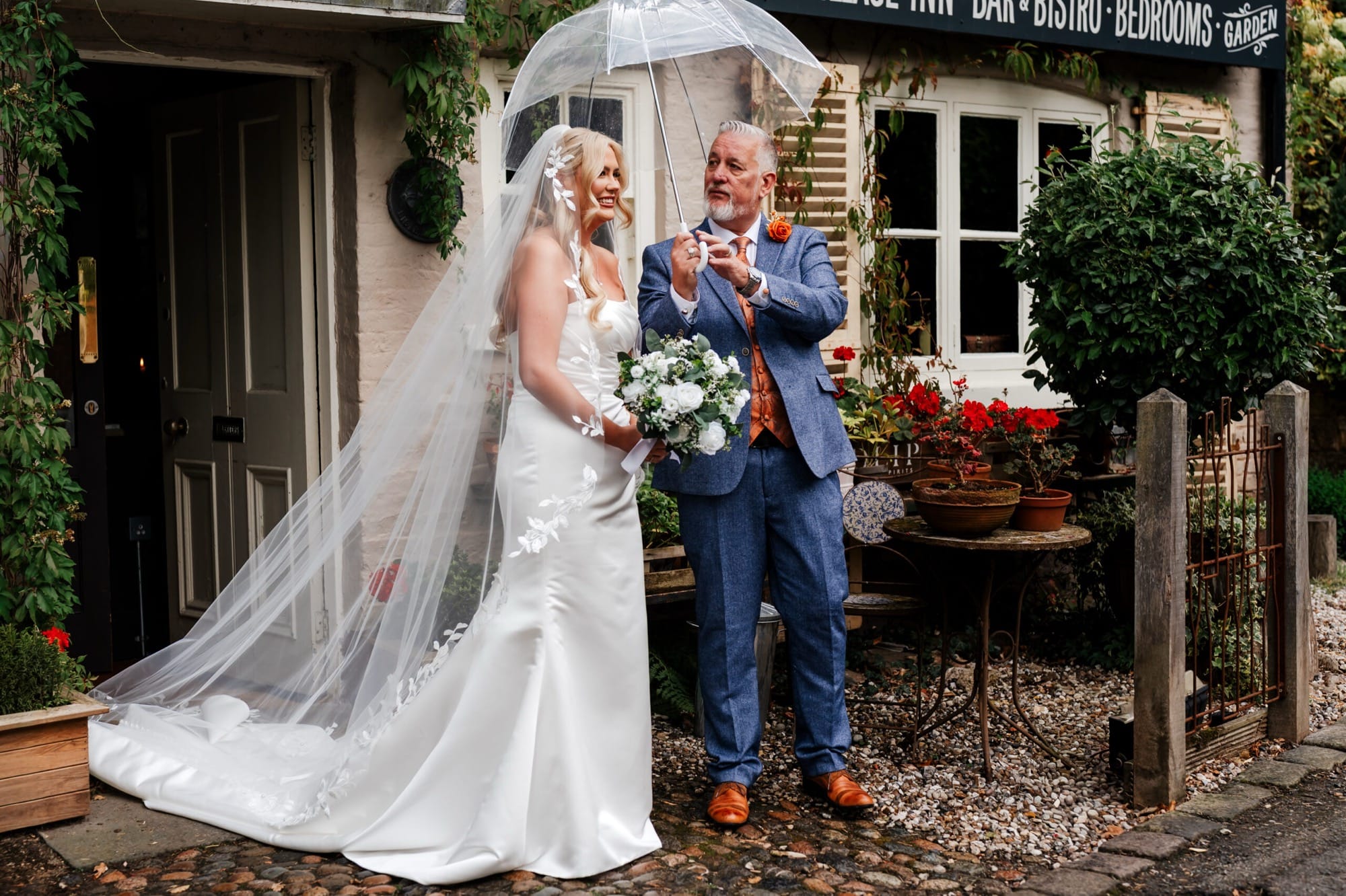 wedding-photographer-cheshire-old-dog-inn-1-2