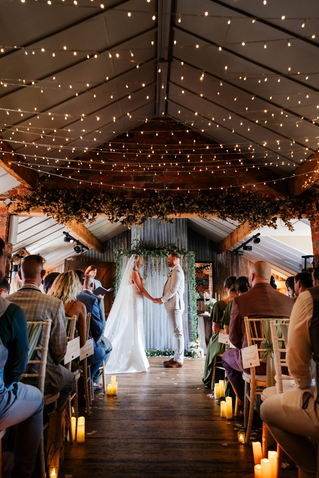 wedding-photographer-cheshire-old-dog-inn-1-2