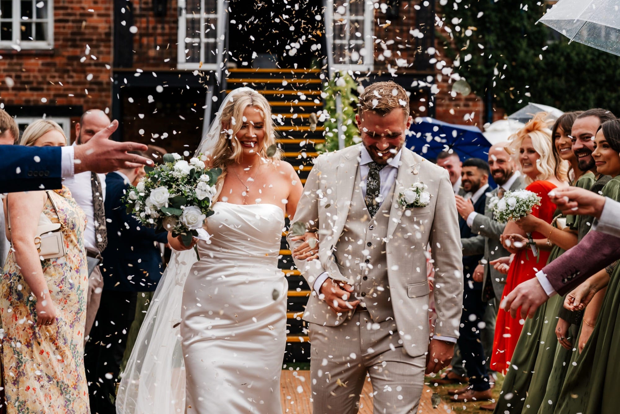 wedding-photographer-cheshire-old-dog-inn-1-2