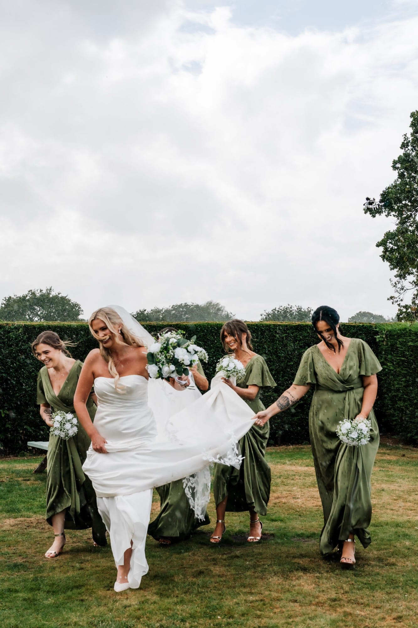 wedding-photographer-cheshire-old-dog-inn-1-2