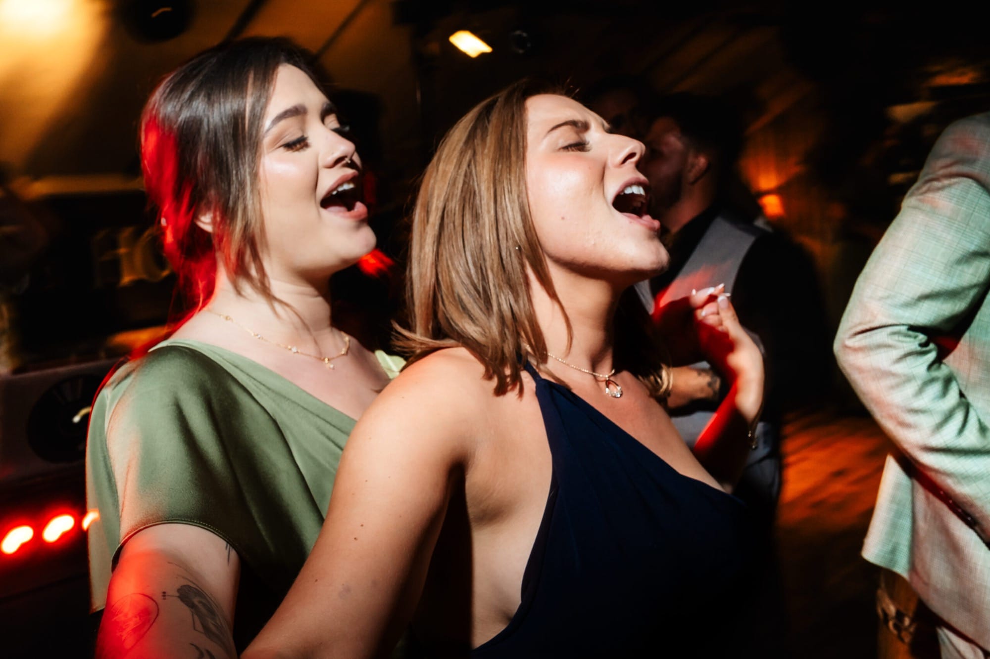 wedding-photographer-cheshire-old-dog-inn-1-2
